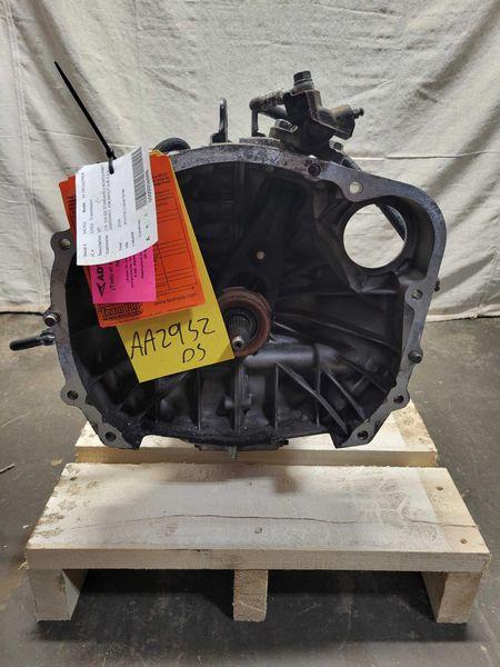 2014 SUBARU XV CROSSTREK MT Used Transmission