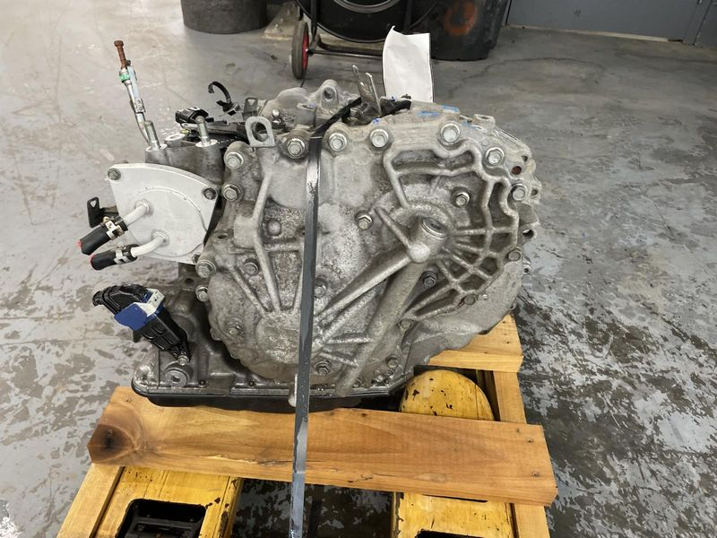 2012 SUZUKI KIZASHI AT, (2.4L), (CVT), AWD Used Transmission