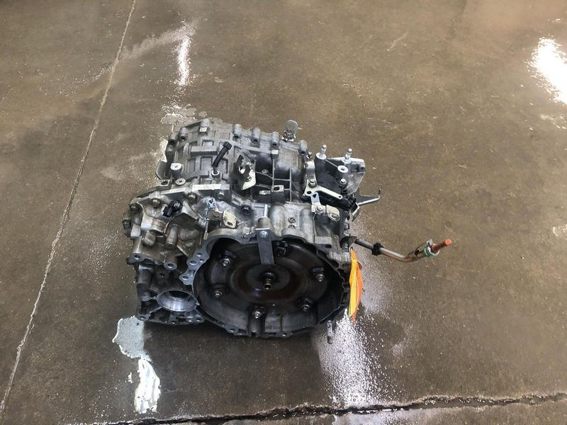 2011 SUZUKI KIZASHI AT, (2.4L), (CVT), AWD Used Transmission