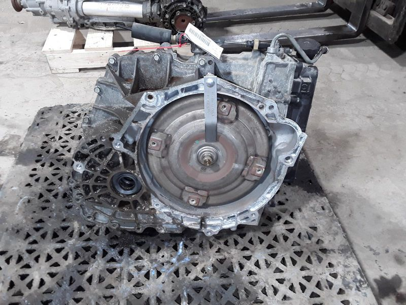 2007 SATURN OUTLOOK AT, AWD Used Transmission