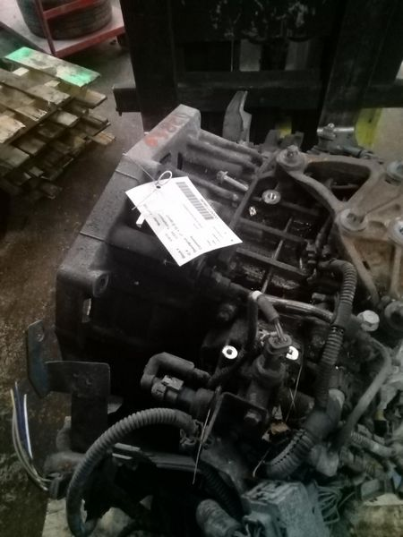 2014 FIAT 500 AT, 4 Dr (6 speed) Used Transmission