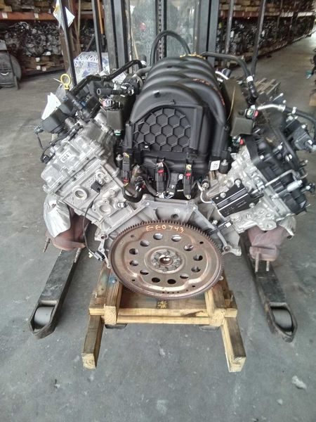 2022 Ford F-150 gasoline, 5.0L (VIN 5, 8th digit), inverter Used Engine