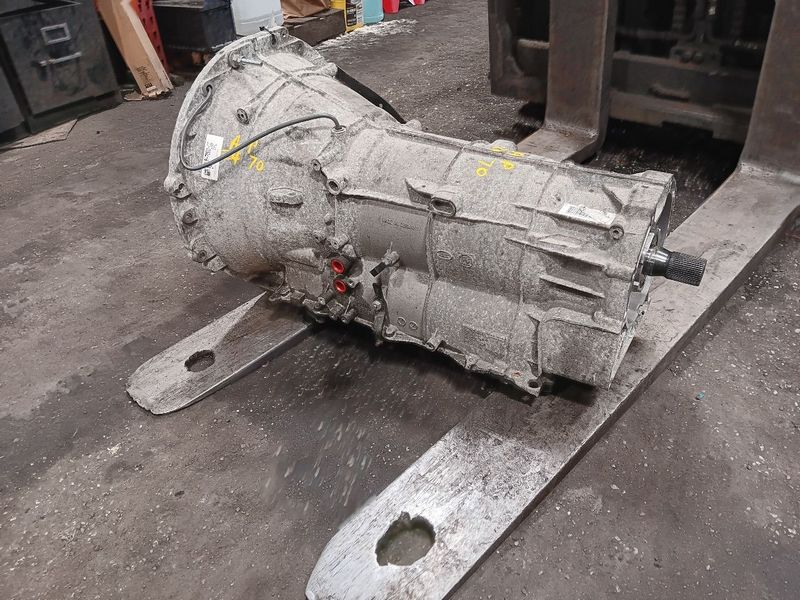 2014 Land Rover RANGE ROVER AT, (supercharged, automatic stop and start system), 5.0L Used Transmission