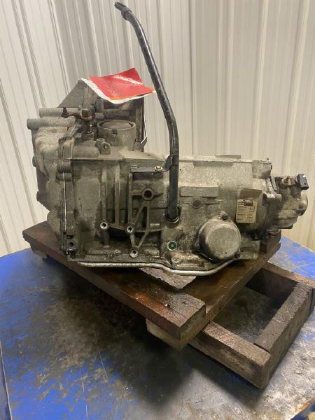 2004 PONTIAC BONNEVILLE AT, FWD, 4.6L Used Transmission