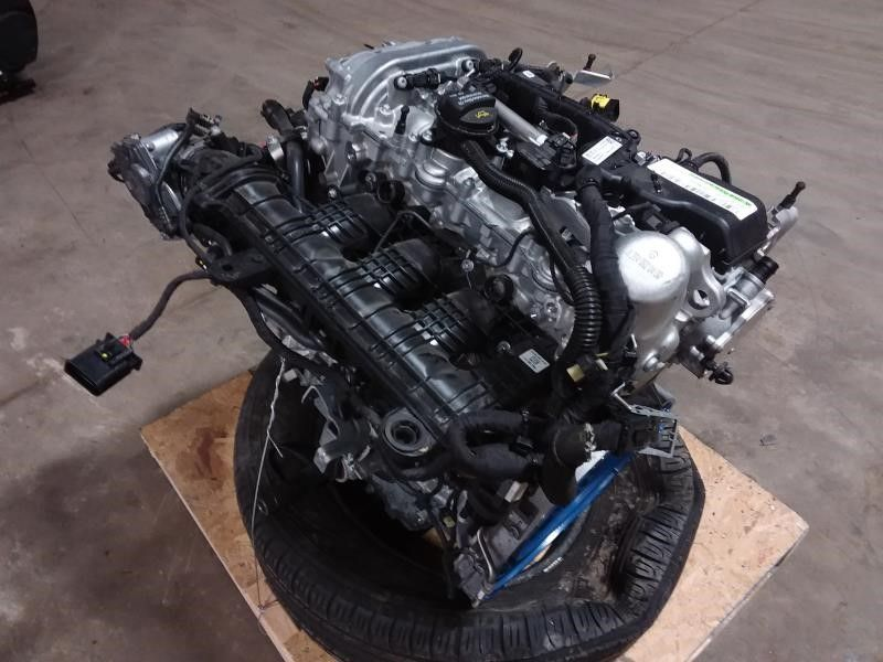 2021 MERCEDES BENZ C300 205 Type, C300, Sedan, RWD (VIN 8D, 6th and 7th digits) Used Engine