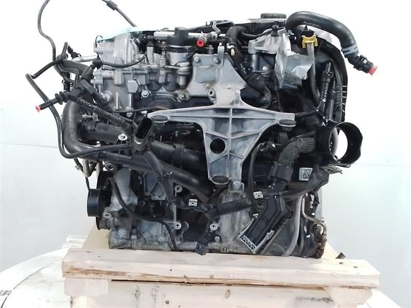 2016 MERCEDES BENZ C300 205 Type, (Sdn), C300, RWD (VIN 4J, 6th and 7th digits) Used Engine
