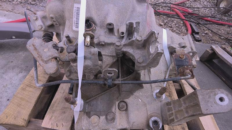 2006 HONDA ELEMENT AT, AWD Used Transmission