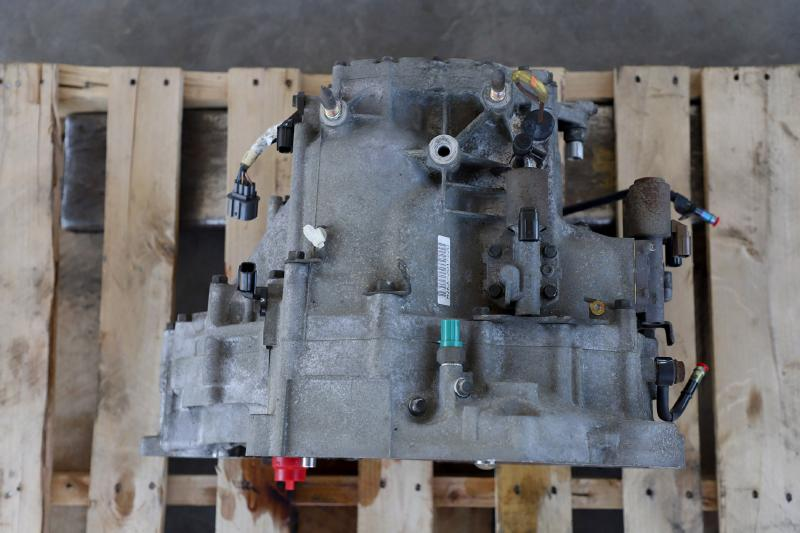 2004 HONDA ELEMENT AT, FWD Used Transmission 3