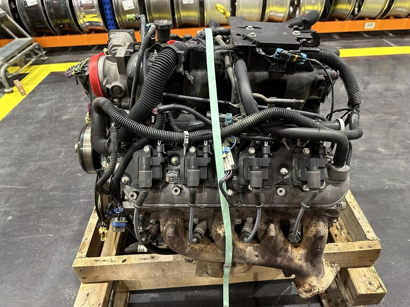 2004 Chevy Suburban 2500 8.1l (vin g, 8th digit) Used Engine