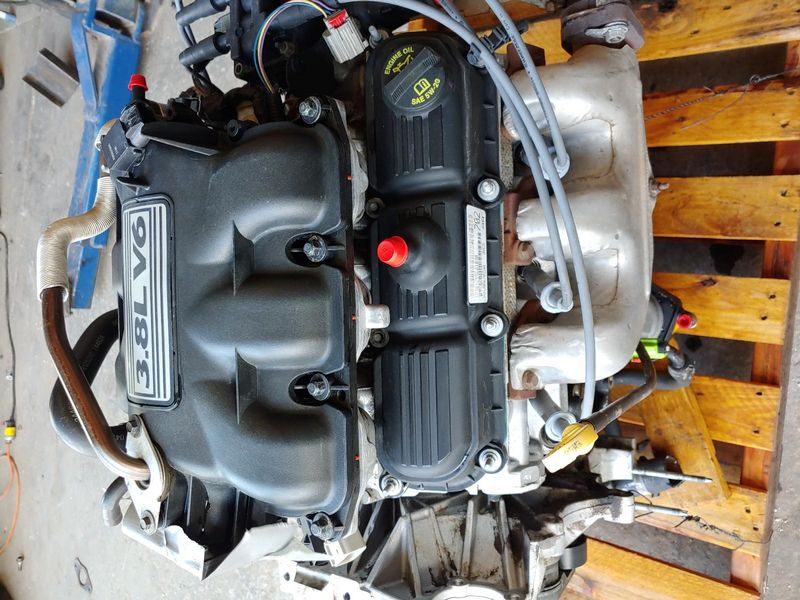 2007 Chrysler Pacifica 3.8l v6 Used Engine 2