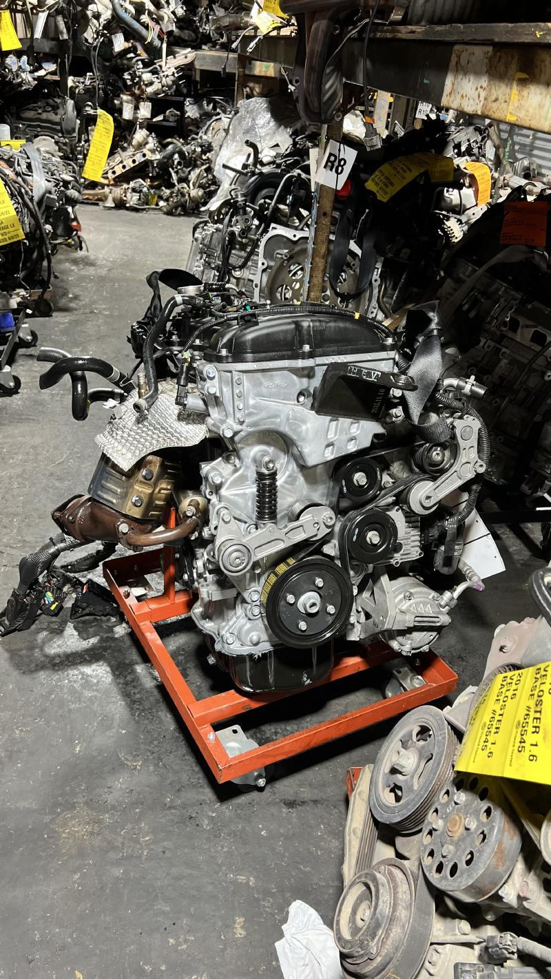 2019 Hyundai Sonata 2.0l, vin 2 (8th digit, plug in hybrid), gasoline Used Engine 2