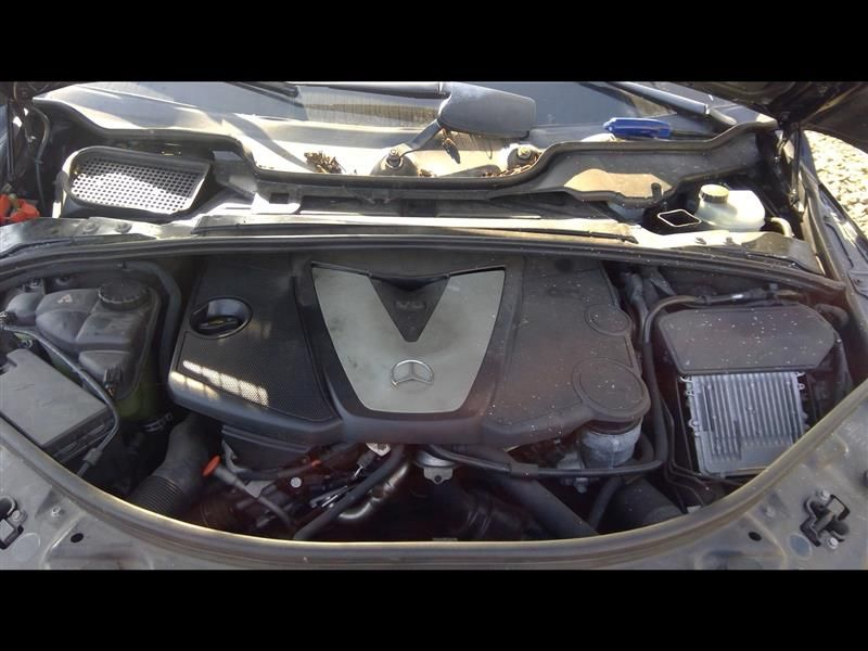 2010 MERCEDES BENZ r350 251 Type, (R350), diesel Used Engine