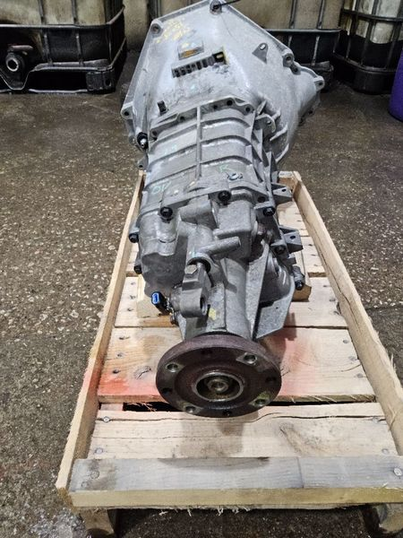 2005 Ford Mustang 4.0l v6 Used Transmission 3