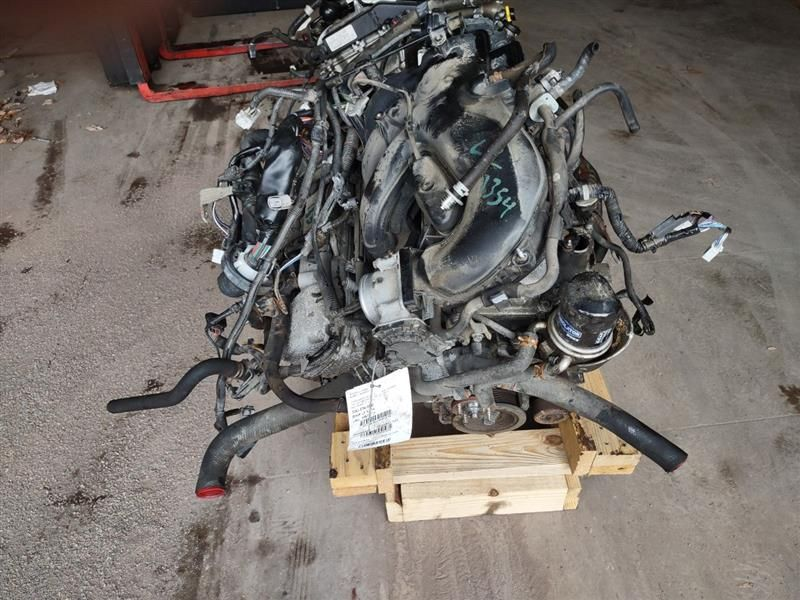 2013 Toyota Tacoma 4.0l (vin u, 5th digit, 1grfe engine, 6 cylinder), 4x2, at Used Engine 2