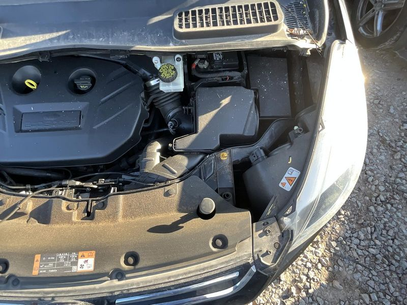 2014 Ford Escape At, 2.0l, 4x4, thru 04/19/14 Used Engine