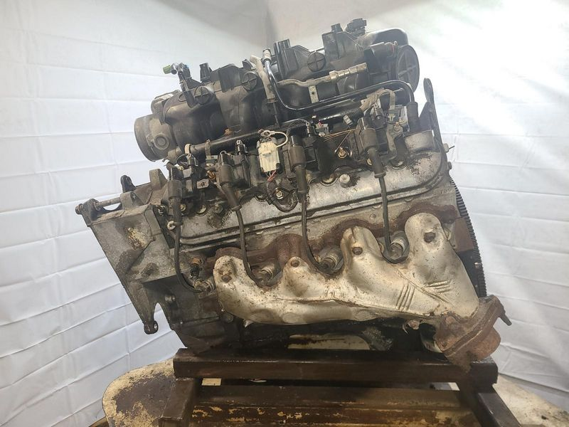 2005 Chevy Tahoe 5.3l, vin z (8th digit) Used Engine 2