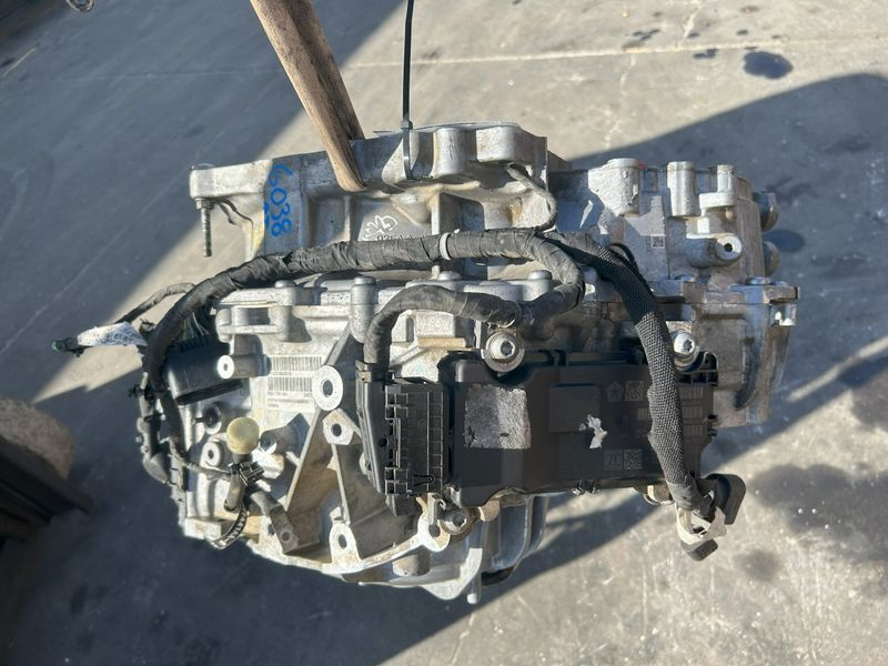 2016 Chrysler 200 3.6l V6 Used Transmission 2