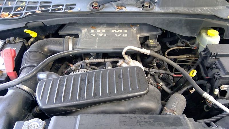 2008 Chrysler Aspen 5.7l (vin 2, 8th digit) Used Engine