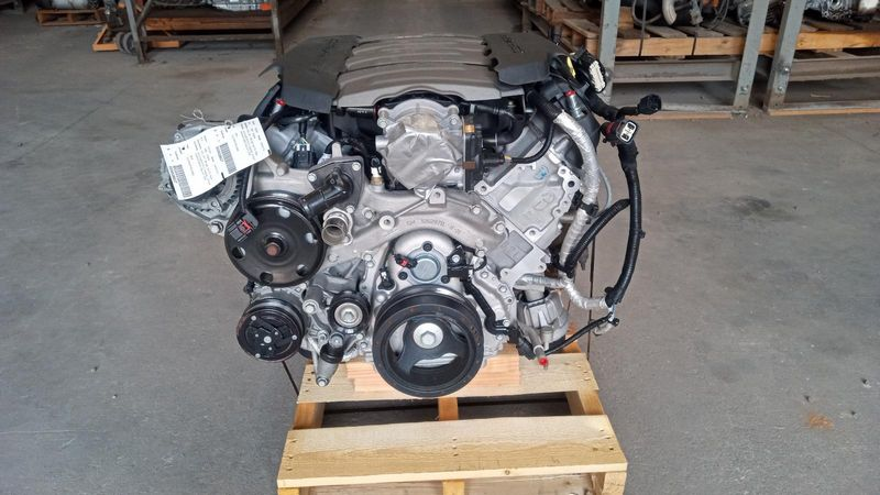 2014 Chevy Corvette (6.2l, vin 7, 8th digit, opt lt1), z51 (dry sump oil system opt z52) Used Engine 2