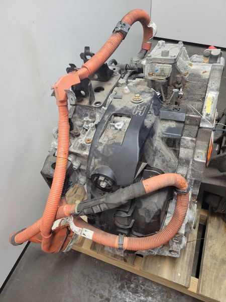 2017 Toyota Rav4 At, (2.5l, 4 cylinder engine), vin f (5th digit, 2arfe engine), fwd (u760e), id 30500 21250 Used Transmission 3