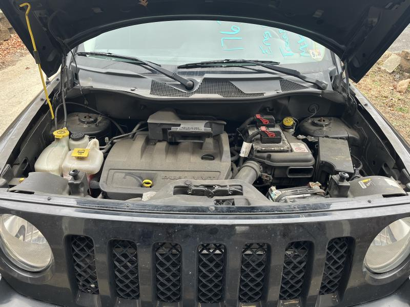 2015 Jeep Patriot 2.4l (vin b, 8th digit), w/o oil cooler Used Engine 4