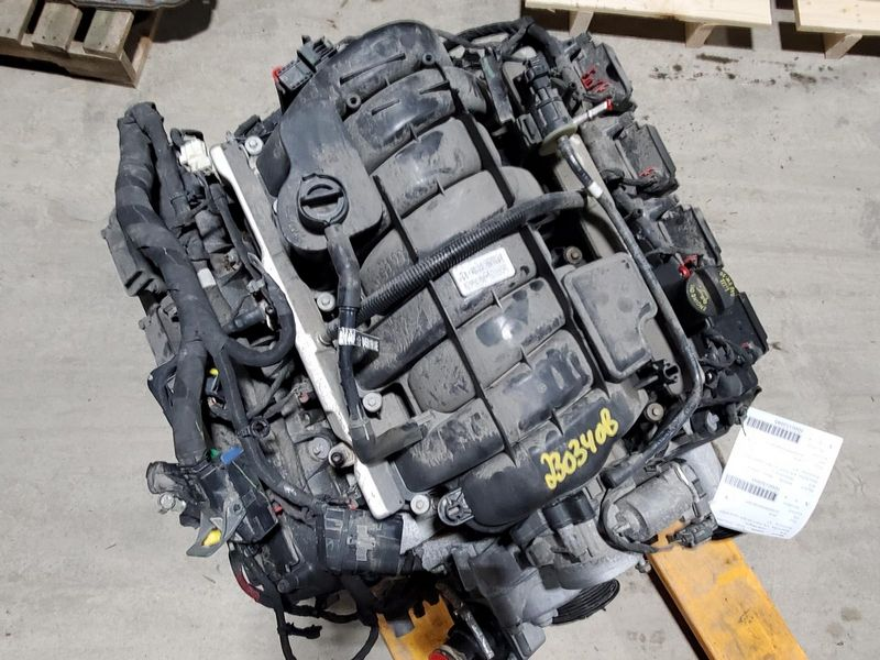 2020 Chrysler 300 5.7l (vin t, 8th digit), (rwd) Used Engine 3