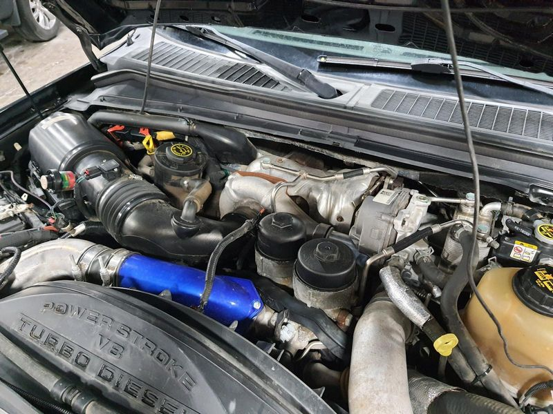 2010 Ford F 250 super duty 6.4l (vin r, 8th digit, diesel) Used Engine 3