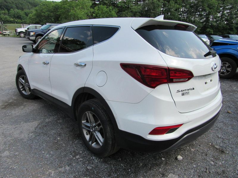 2017 Hyundai Santa fe 2.4l l4 Used Engine 3