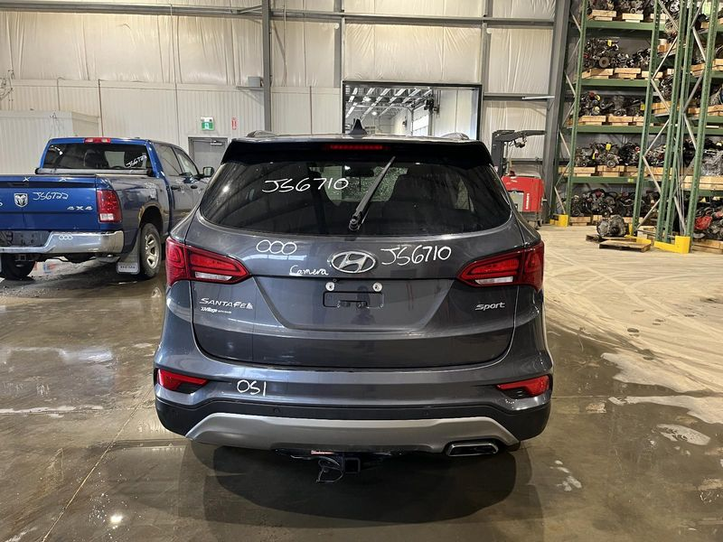 2017 Hyundai Santa fe (at), swb (sport), 2.4l, fwd Used Engine 3
