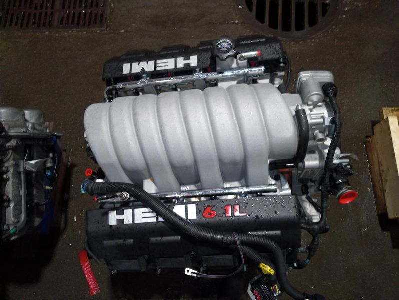 2009 Dodge Challenger 6.1l (vin w, 8th digit) Used Engine 2