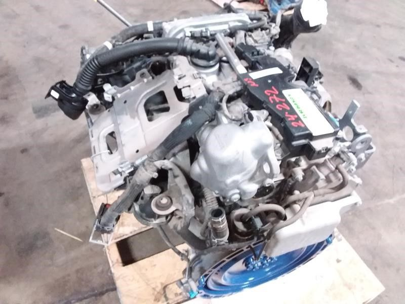 2021 MERCEDES BENZ SPRINTER 2500 gasoline, (2.0L, VIN 40, 4th and 5th digits) Used Engine