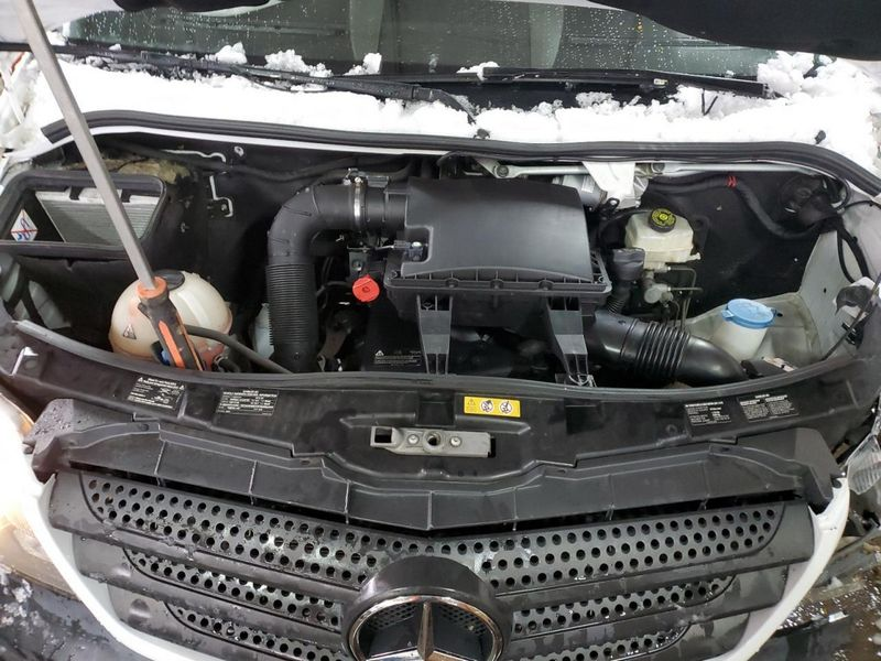 2015 MERCEDES BENZ SPRINTER 2500 (diesel), 2.1L (VIN D, 7th digit) Used Engine