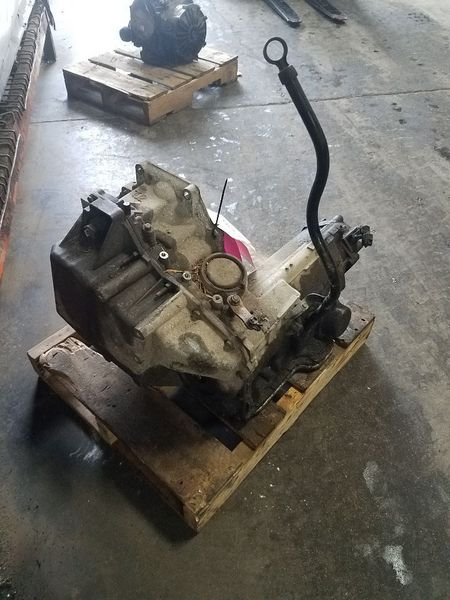 2006 Pontiac Grand prix 5.3l v8 Used Transmission 3