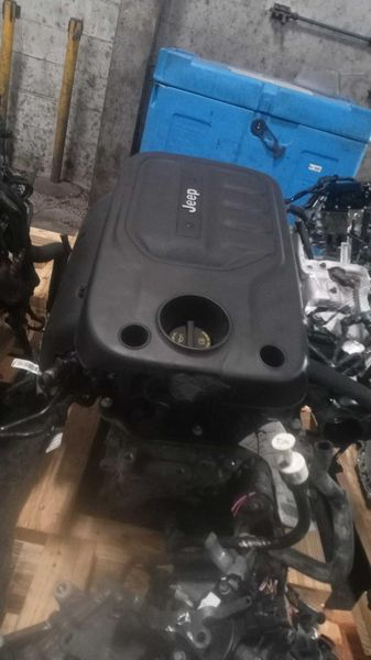 2019 Jeep Cherokee 2.0l (vin n, 8th digit), one piece oil pan Used Engine