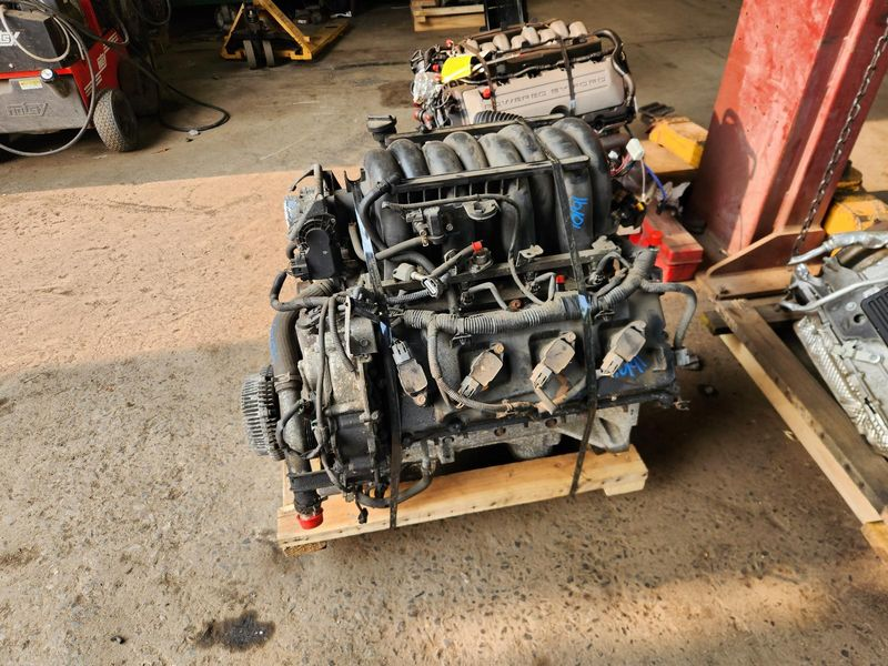 2007 Nissan Armada 5.6l v8 Used Engine
