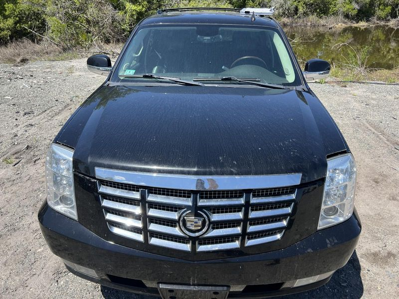 2010 Cadillac Escalade 6.2l v8 Used Engine 2