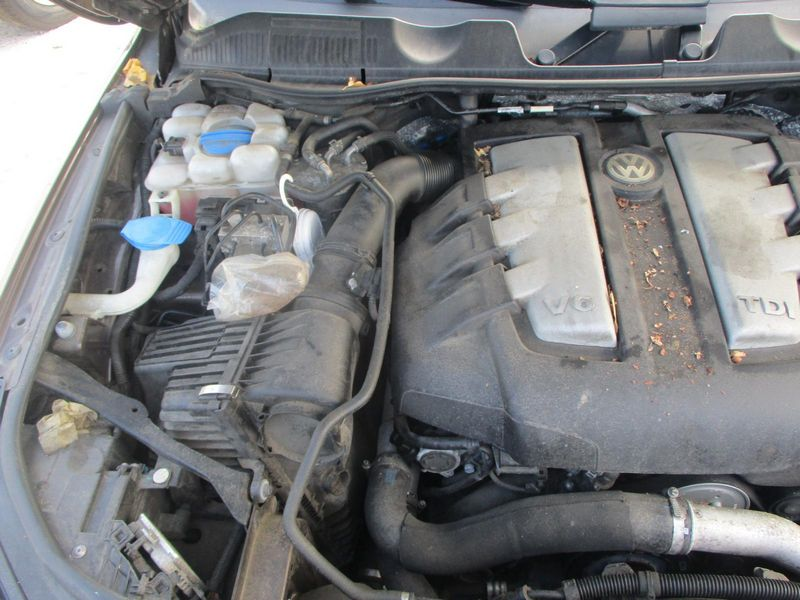 2011 Volkswagen Touareg Diesel, 3.0l (vin k, 5th digit) Used Engine 2