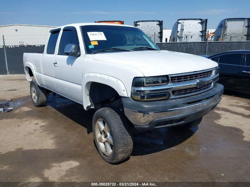 2000 Chevy Silverado 1500 5.3l v8 Used Engine 2
