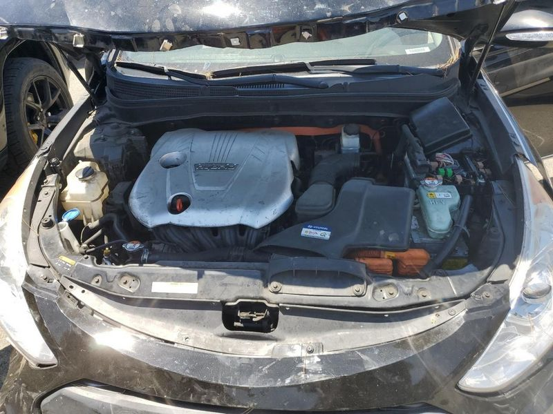 2015 Hyundai Sonata 2.4l, vin 4 (8th digit, hybrid), gasoline Used Engine