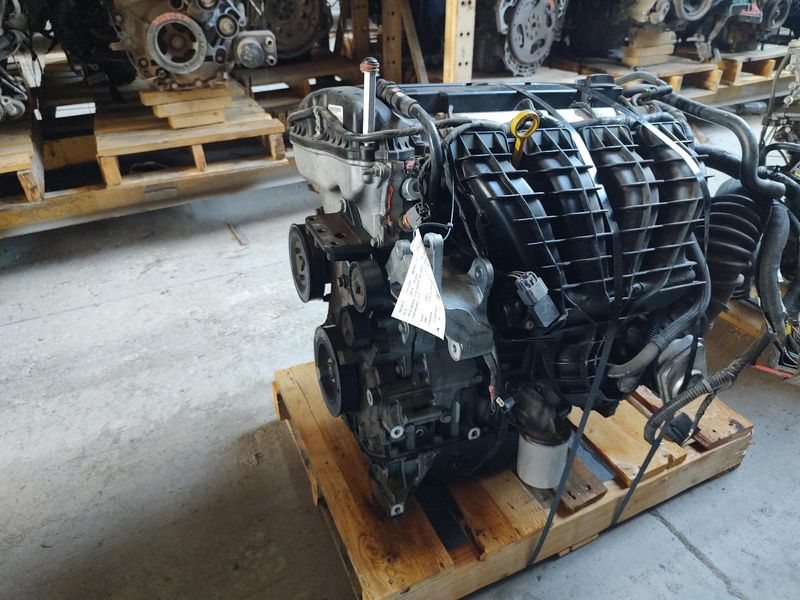 2013 Dodge Journey 2.4l (vin b, 8th digit), 4 speed transmission Used Engine