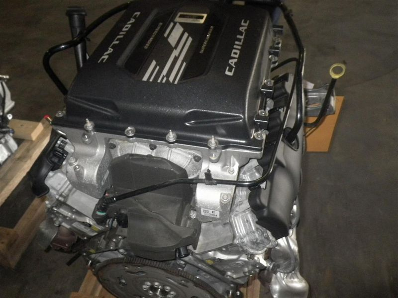 2023 Cadillac Escalade 6.2l v8 supercharged Used Engine 2