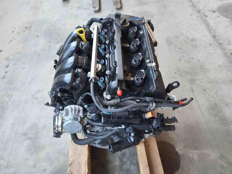 2011 Hyundai Santa fe 2.4l (vin b, 8th digit) Used Engine