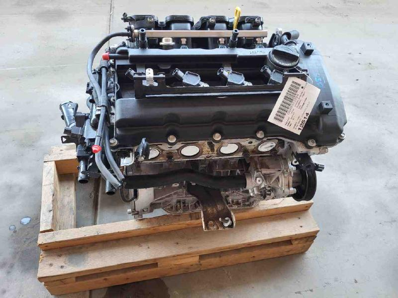 2011 Hyundai Santa fe 2.4l (vin b, 8th digit) Used Engine 3