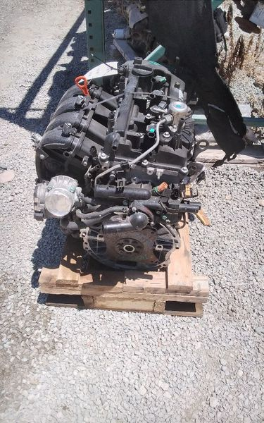 2015 Hyundai Santa fe 2.4l (vin b, 8th digit) Used Engine