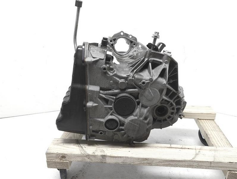 2016 MERCEDES BENZ GLA250 156 Type, AT, GLA250, FWD Used Transmission
