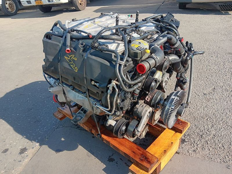 2016 Land rover Range rover 5.0l, vin e (7th digit) Used Engine 2
