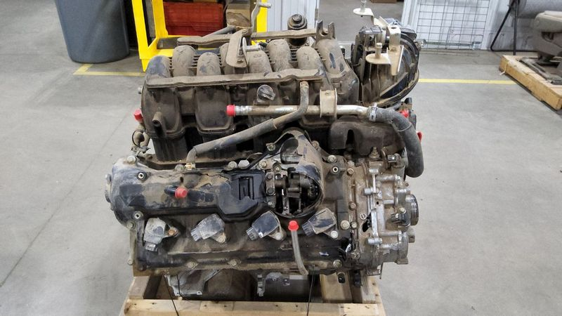 2020 Nissan Titan (5.6l, vin a, 4th digit, 8 cylinder, gasoline) Used Engine 2
