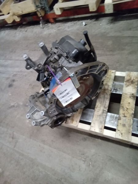 2019 Dodge Journey (at), 3.6l, awd Used Transmission