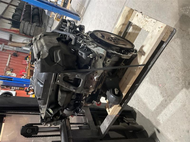 2015 Jeep Wrangler (3.6l, vin g, 8th digit) Used Engine 3