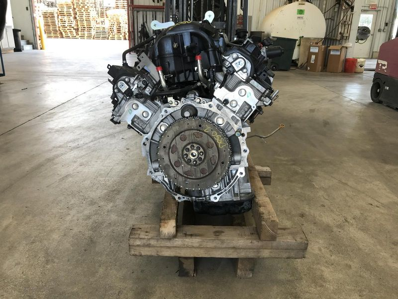 2015 Infiniti Qx80 (5.6l, vin a, 4th digit, vk56vd) Used Engine 2